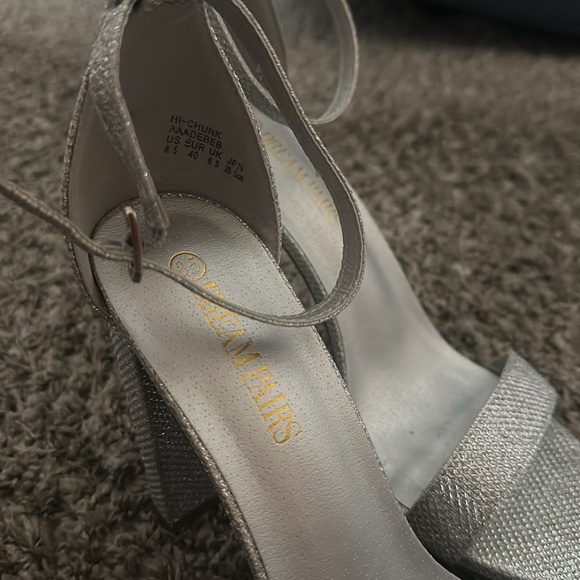 Dreampairs Sparkly Silver Heels - Picture 3 of 4
